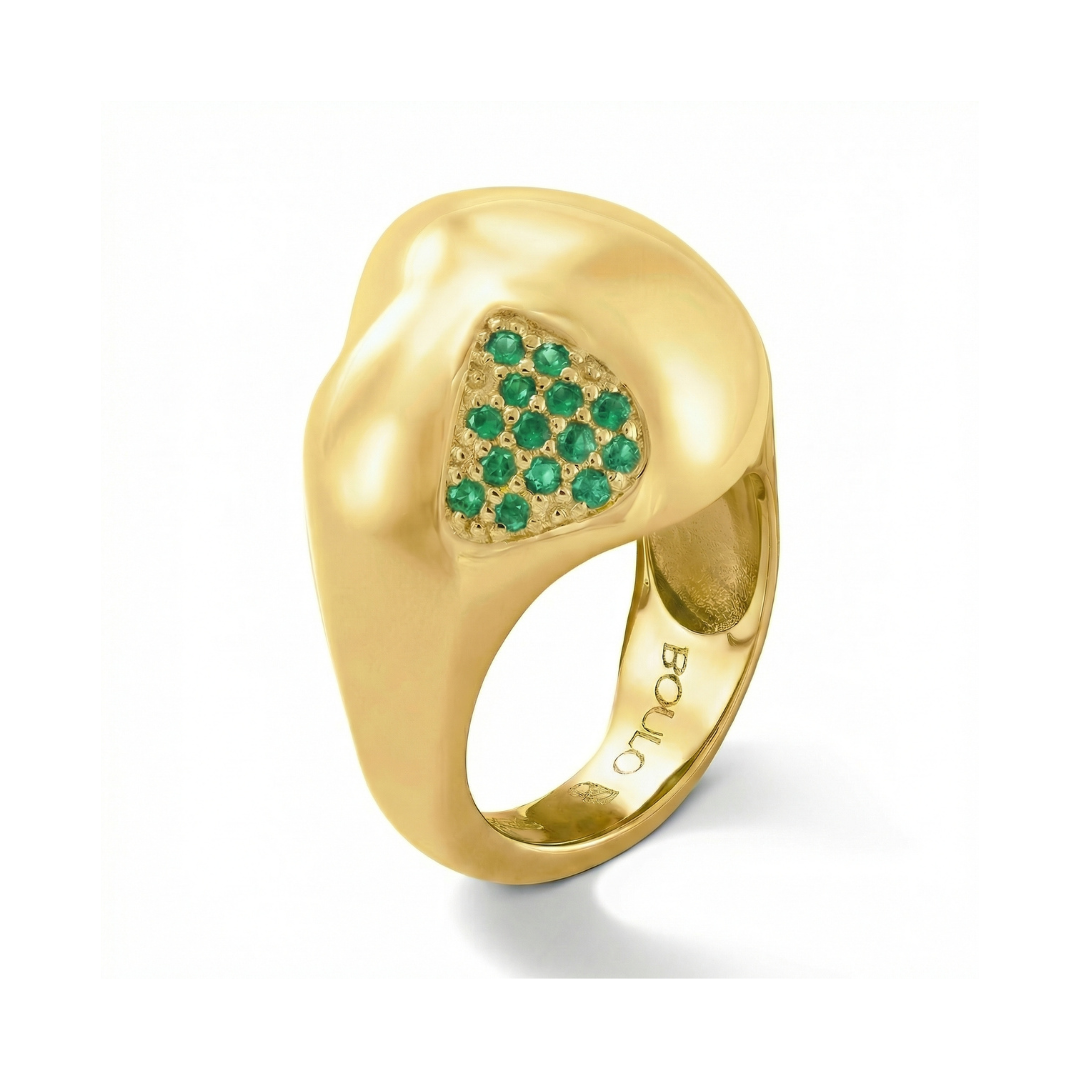 Shapeless ring flock emerald